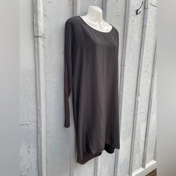 Vince Silk & Viscose Black Shift Dress, size  Small - Picture 2 of 10